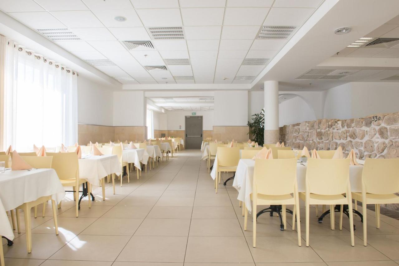 Hi - Akko Knights Hostel Zewnętrze zdjęcie