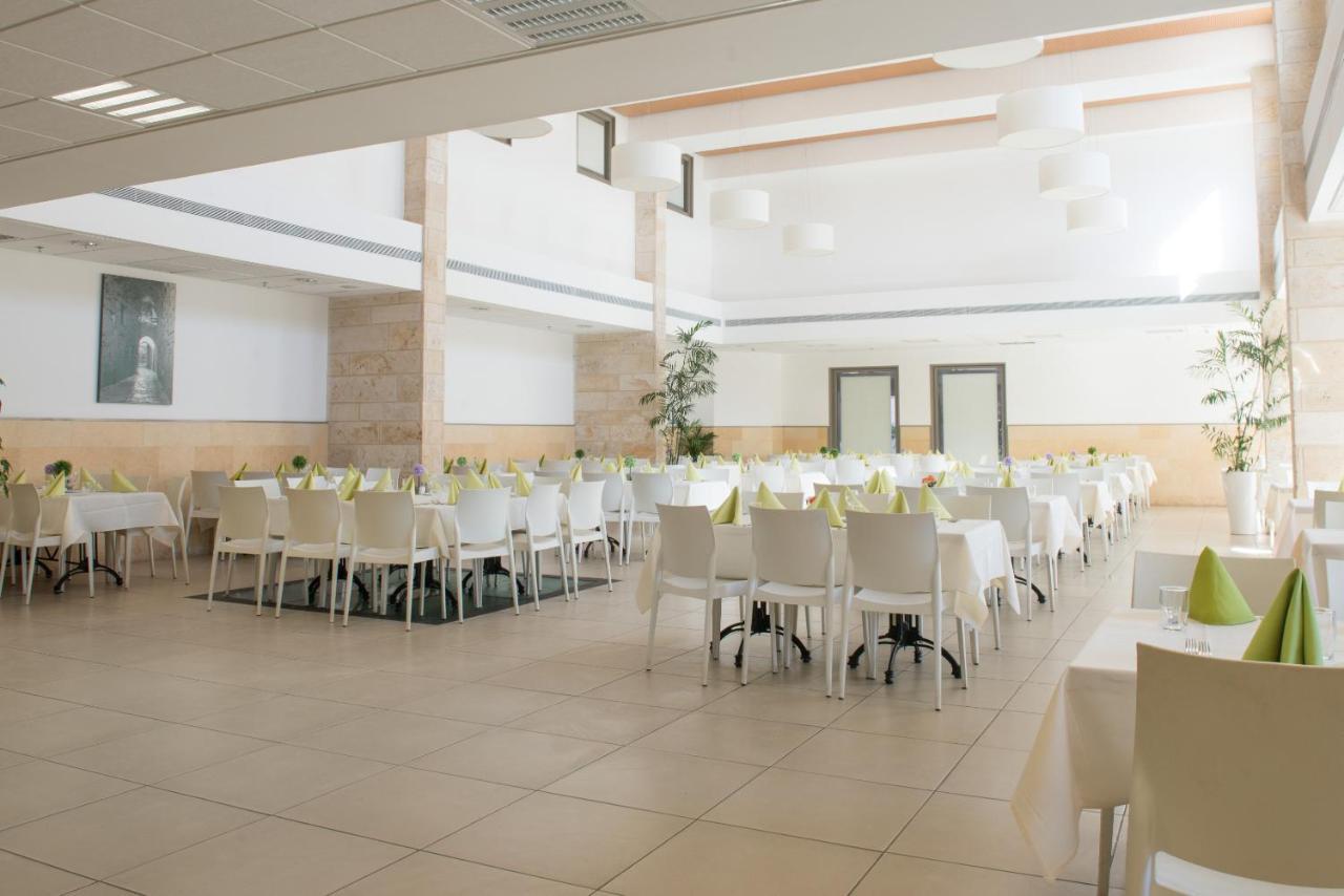 Hi - Akko Knights Hostel Zewnętrze zdjęcie